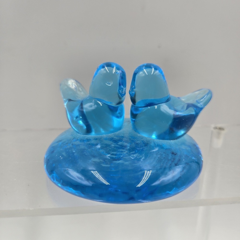 Signed VTG Double Blue Birds of Happiness Round Base Glass‎ Decor Glows Green